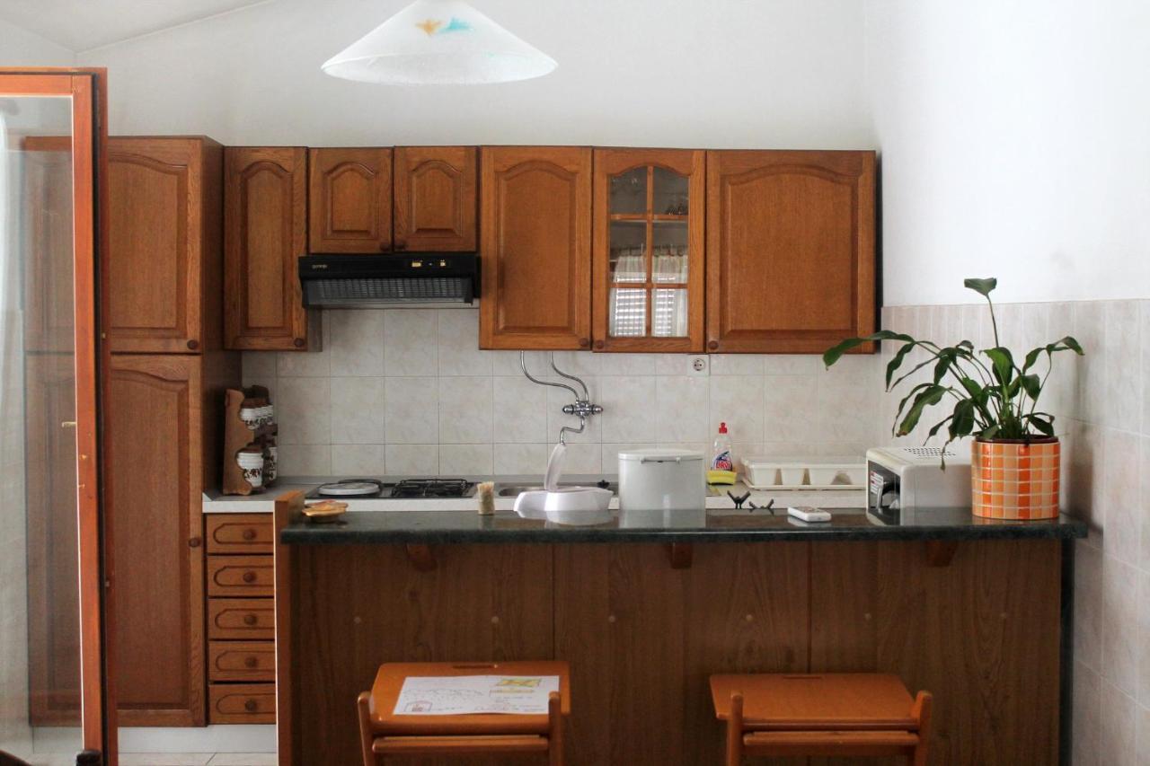 Apartments With A Parking Space Kastel Stafilic, Kastela - 5219 Екстер'єр фото