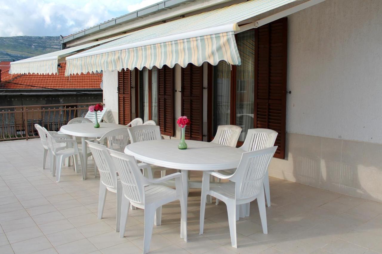 Apartments With A Parking Space Kastel Stafilic, Kastela - 5219 Екстер'єр фото